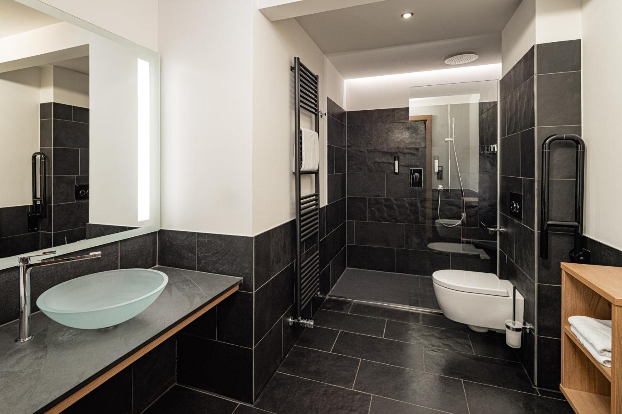 Lake Spa Hotel Seeleiten Калдаро Екстериор снимка